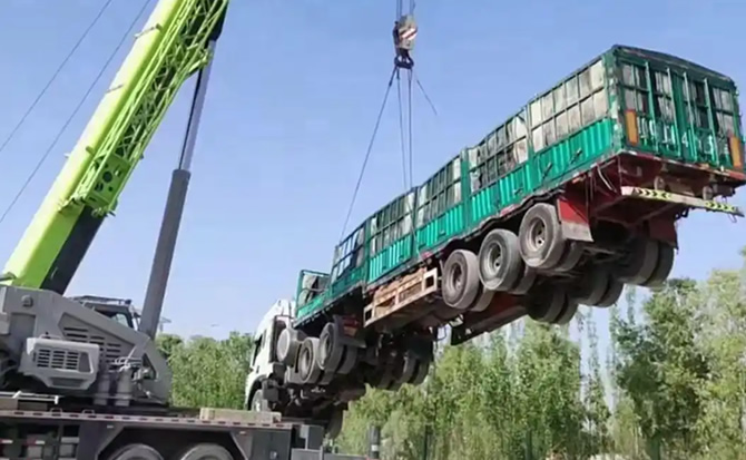 蒙山道路脱困救援案例
